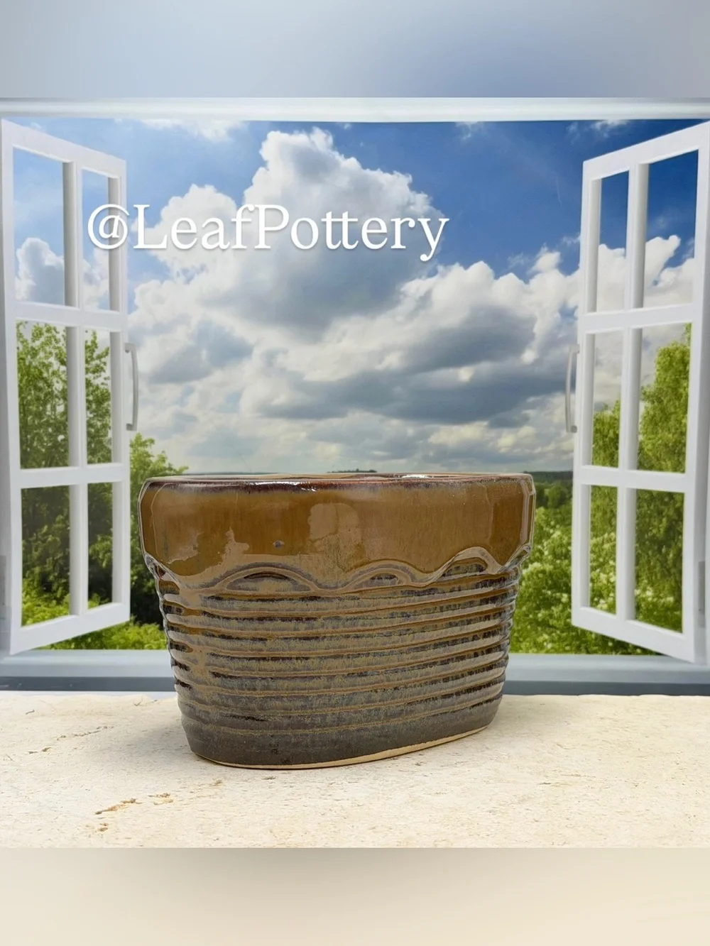 Brown Ceramic Oval Planter with Drainage Hole | Speckled Brown Pottery Plant Pot